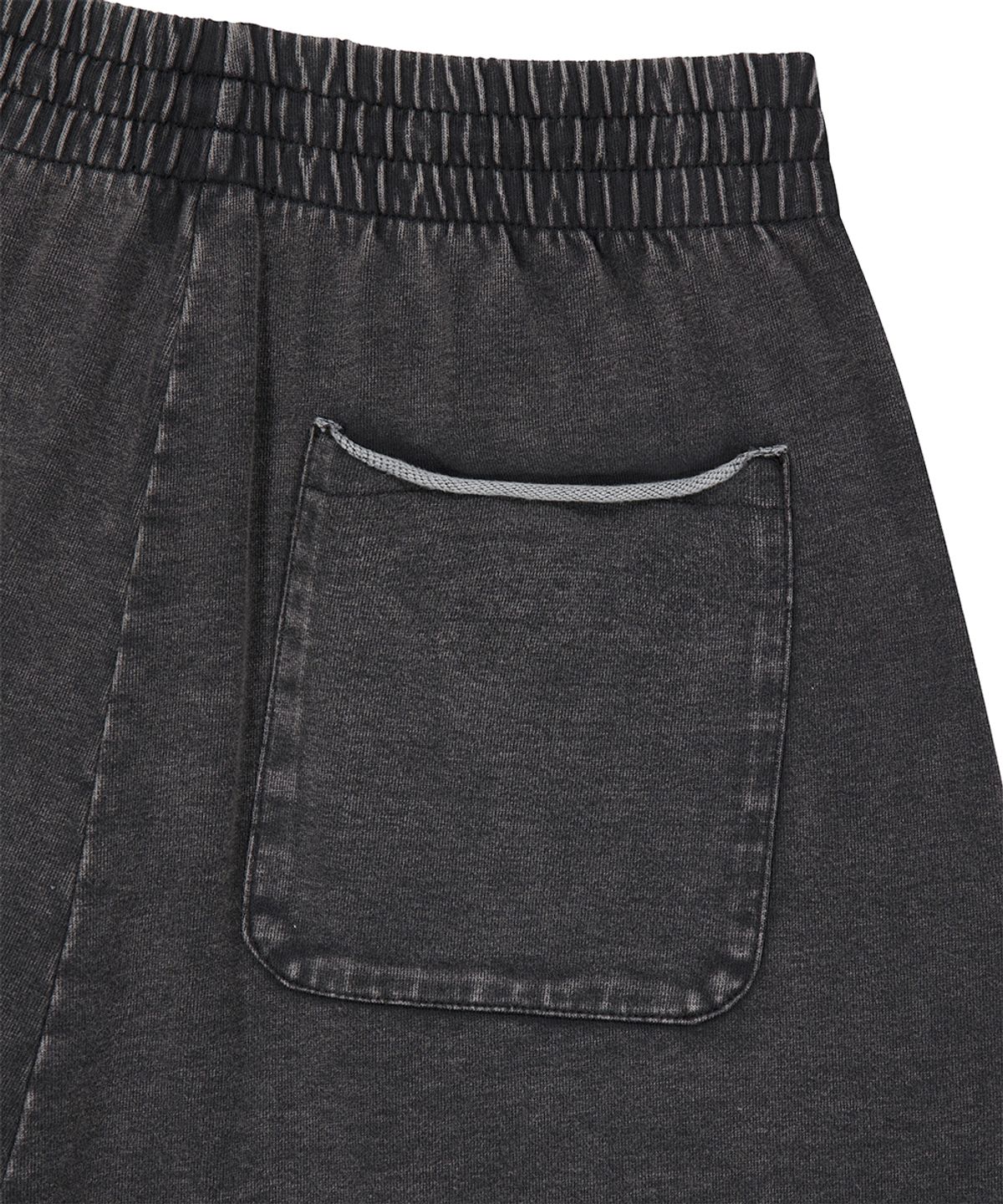 마하그리드(MAHAGRID) WASHED CUT OFF APPLIQUE SWEAT SHORTS BLACK(MG2GMMPA07A)