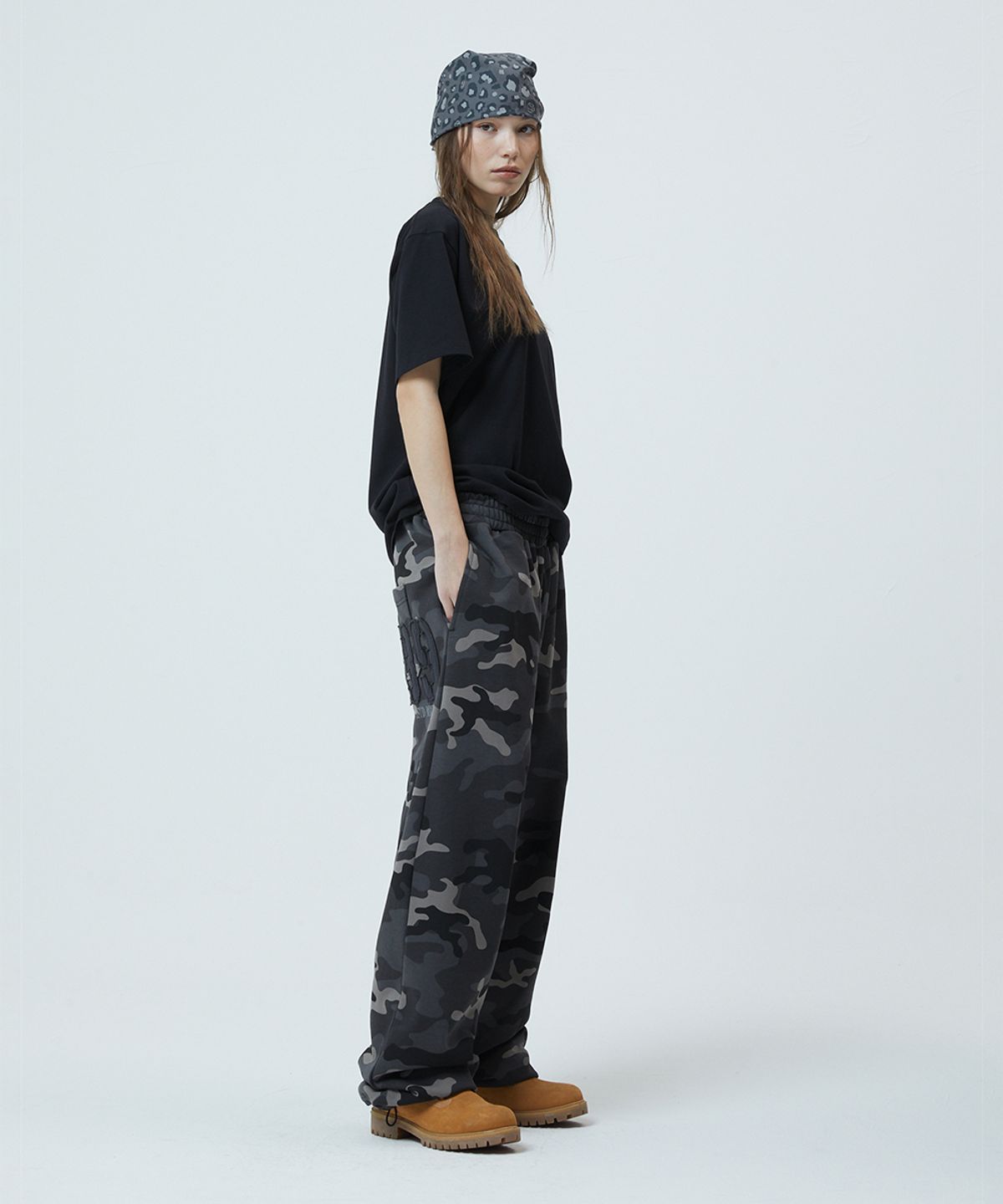 마하그리드(MAHAGRID) SLASH LOGO SS TEE BLACK(MG2GMMT548A)