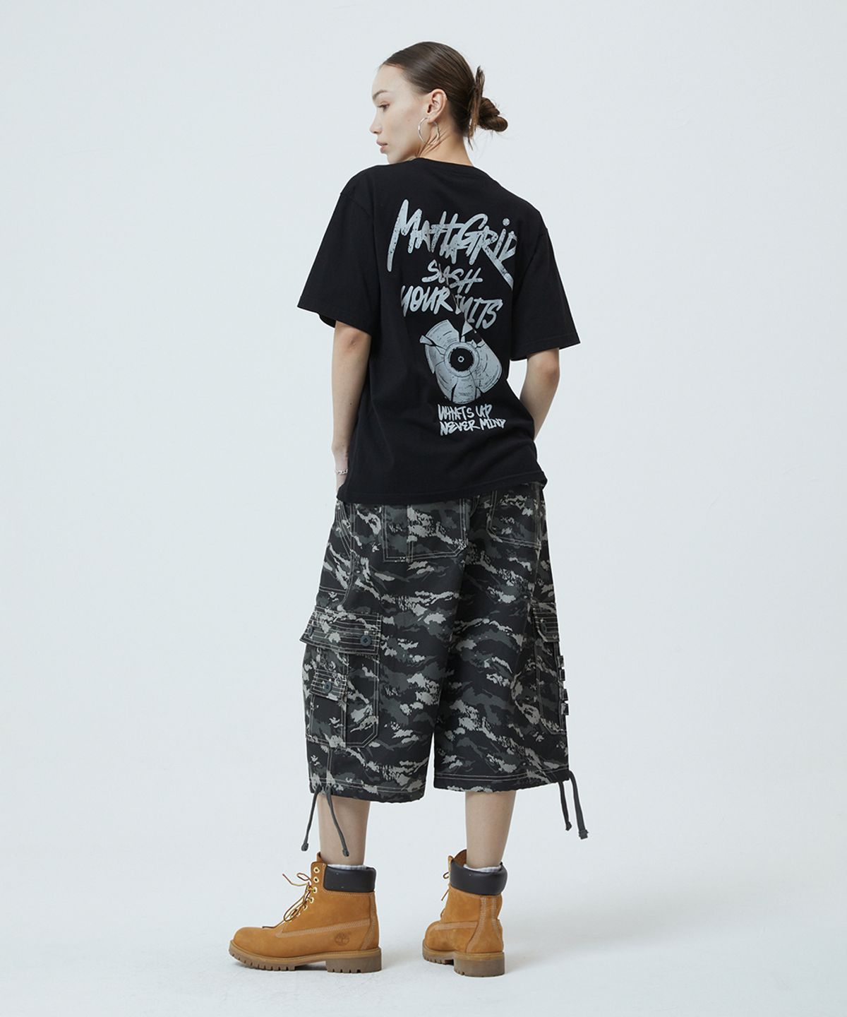 마하그리드(MAHAGRID) RECORD GRAFFITI LOGO TEE BLACK(MG2GMMT518A)