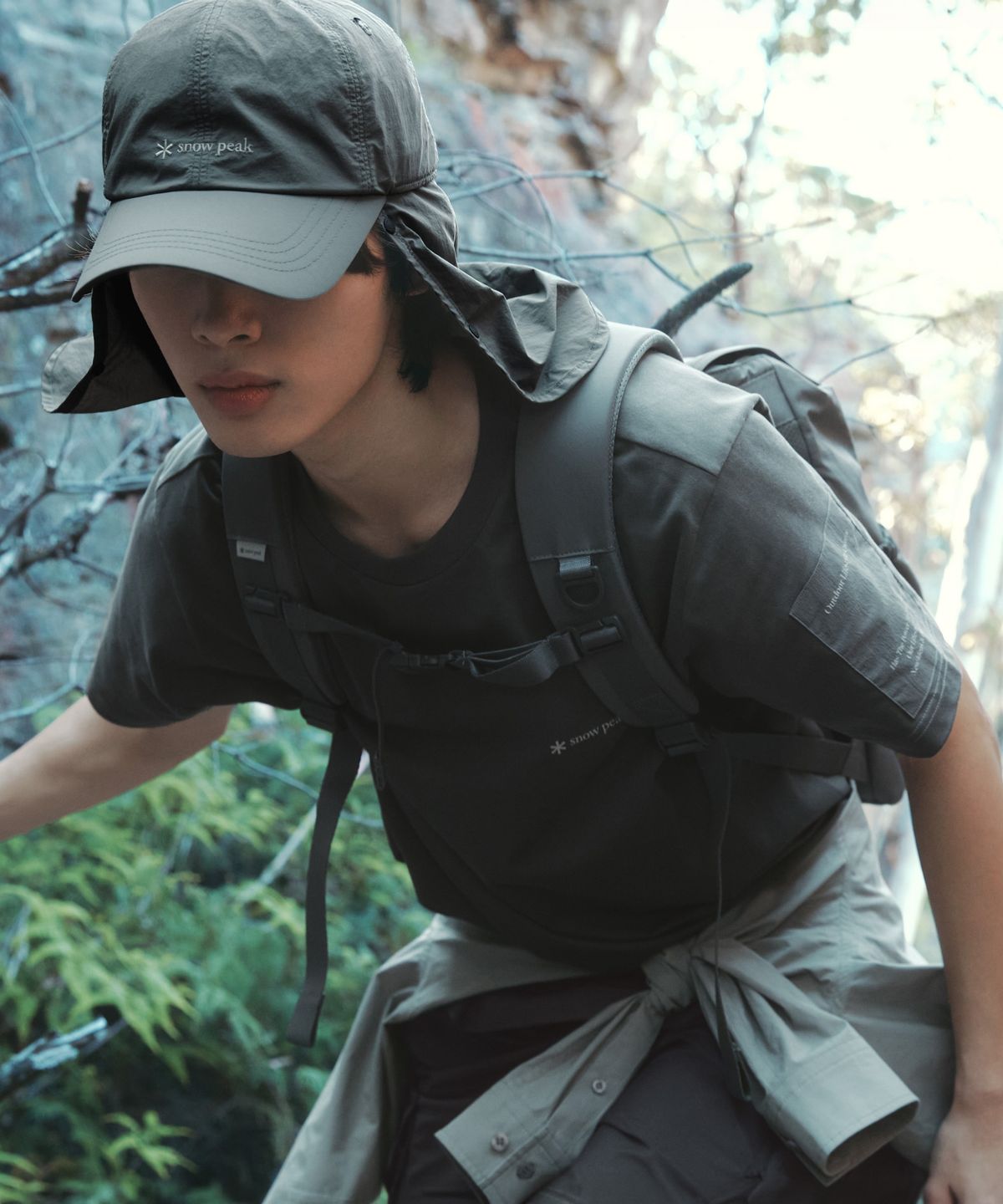스노우피크 어패럴(SNOWPEAK APPAREL) 에어로쿨 소매 우븐 패치 반팔 티셔츠 (S26MMFTS28) Dark Khaki