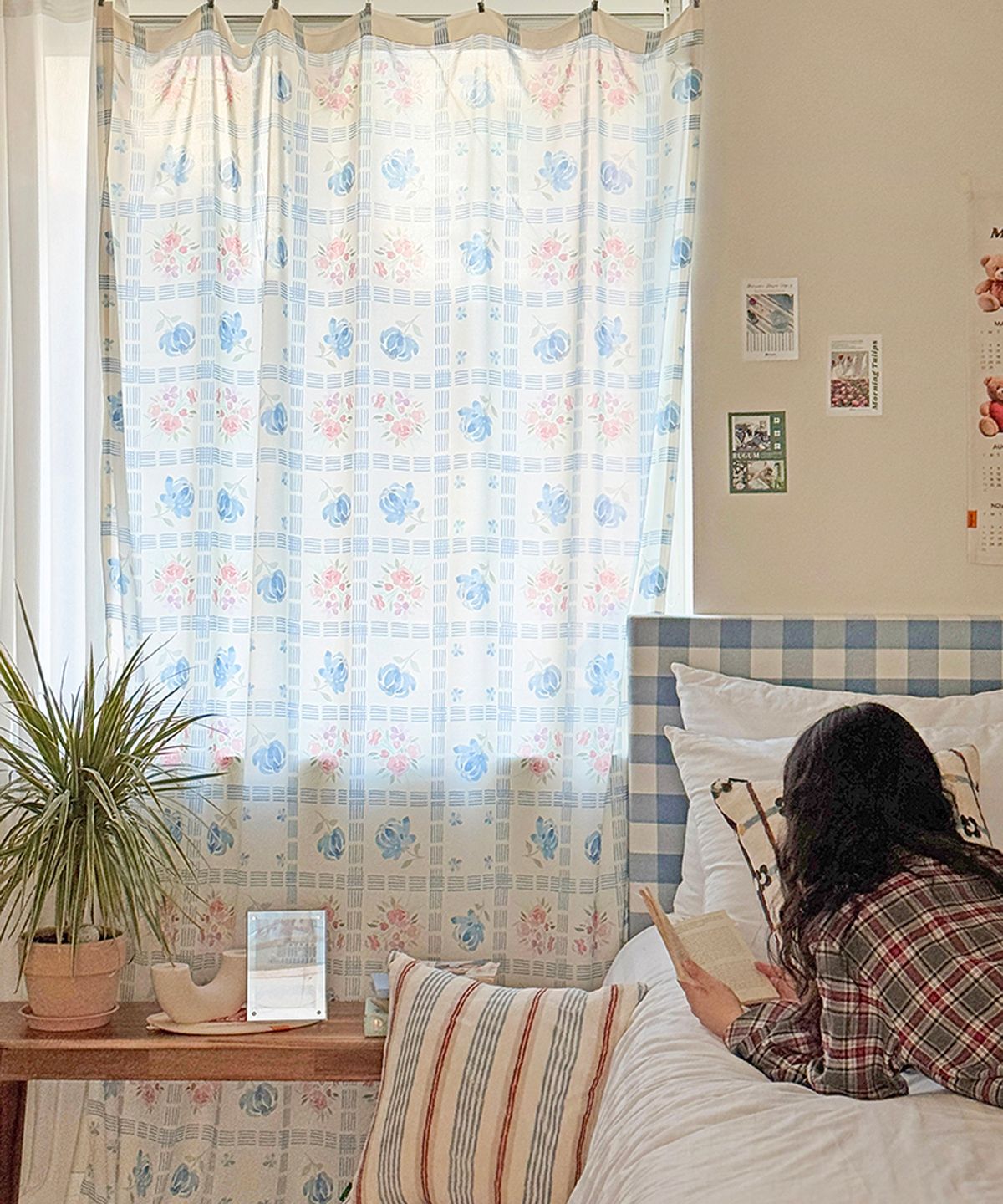 러움(RUGUM) 블루밍그리드 쉬폰 커튼