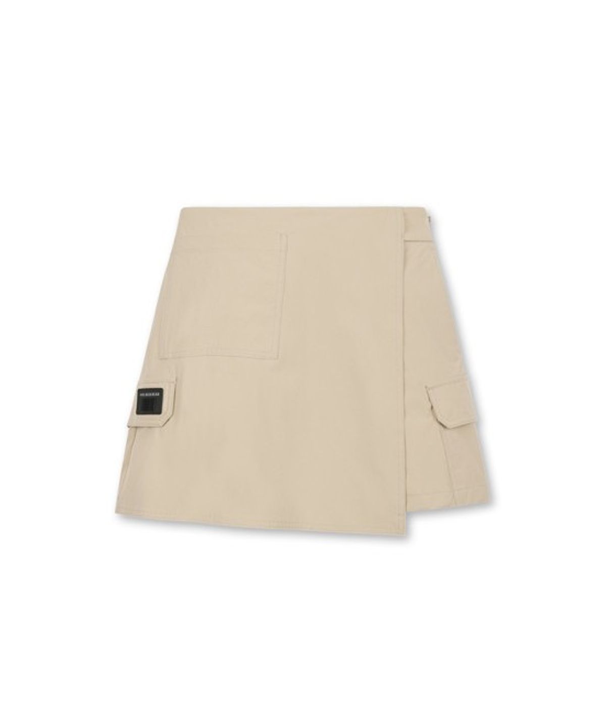 골든베어(GOLDEN BEAR) (W) Pocket Wrap Shorts G5PAM26311BEX
