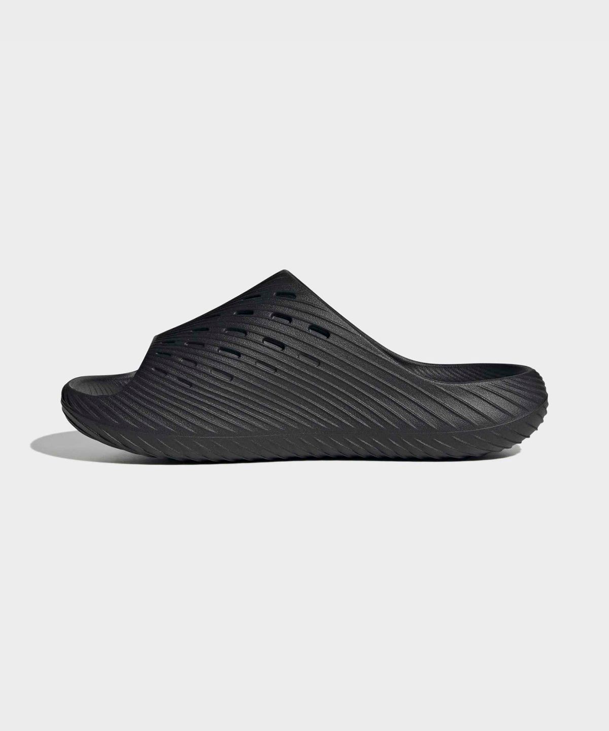 아디다스(ADIDAS) 퓨어칠 - 블랙:카본 / KI0055
