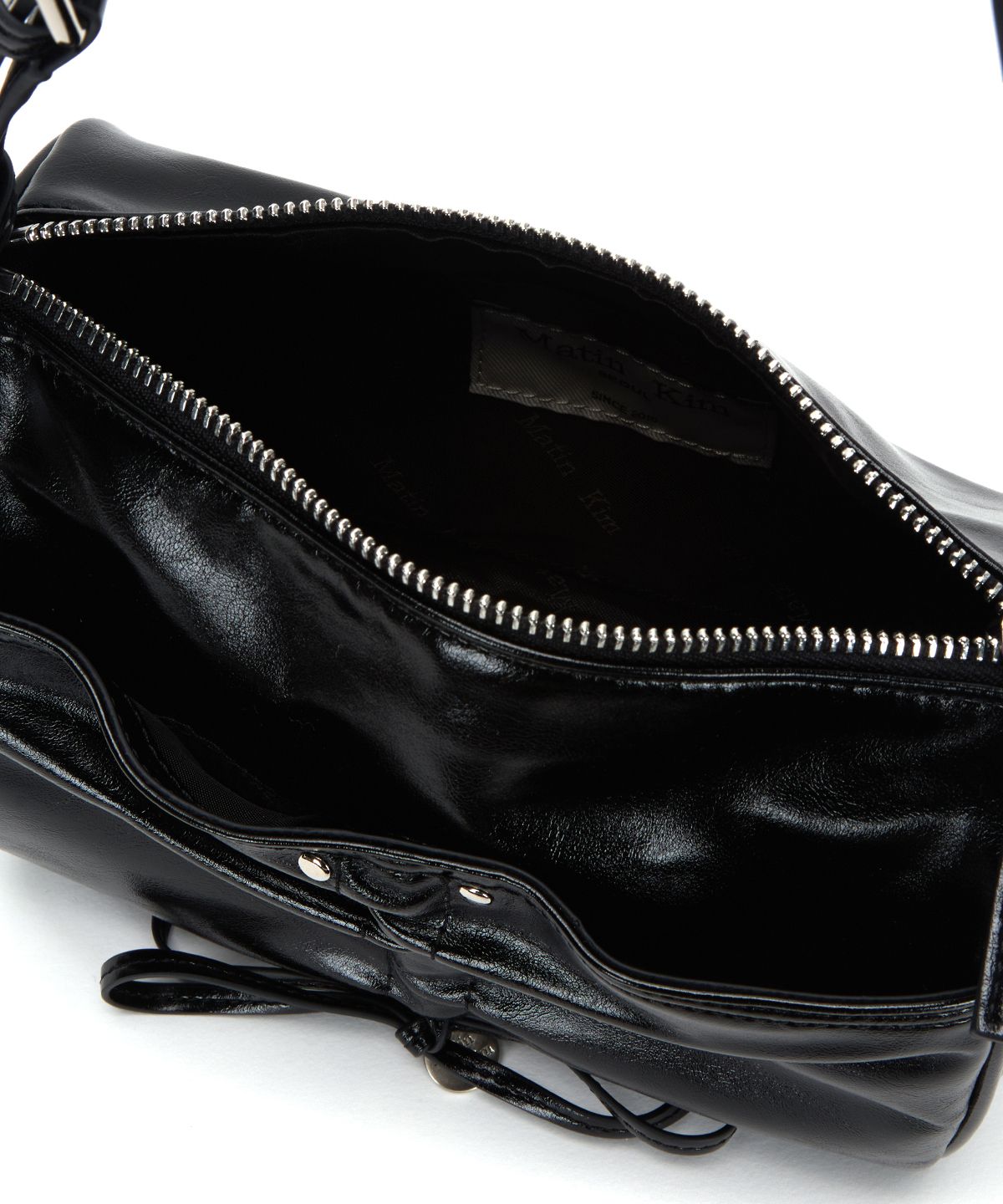 마뗑킴(MATIN KIM) FRONT SHIRRING RIBBON MINI BAG IN BLACK