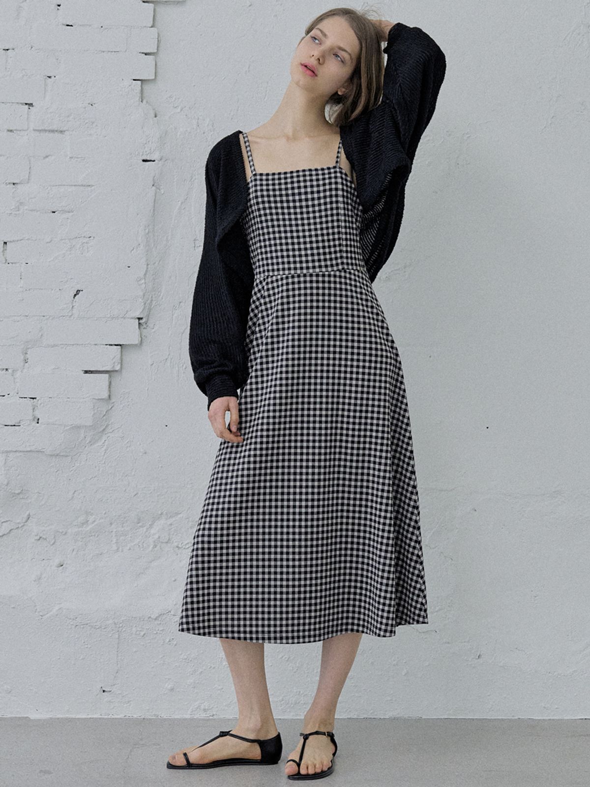 아방(AVANT-G) Boucle Knit Bolero - BLACK