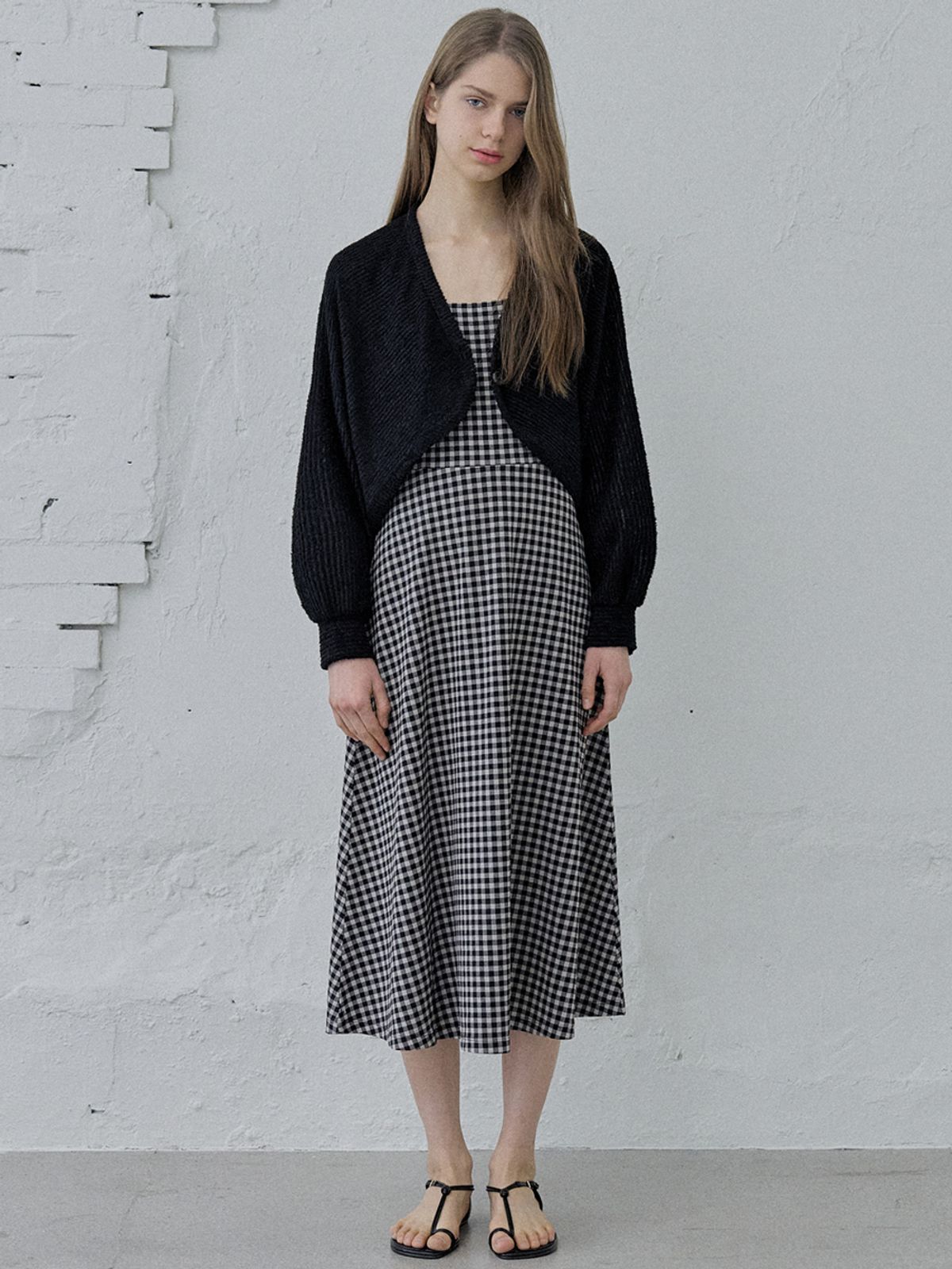 아방(AVANT-G) Boucle Knit Bolero - BLACK