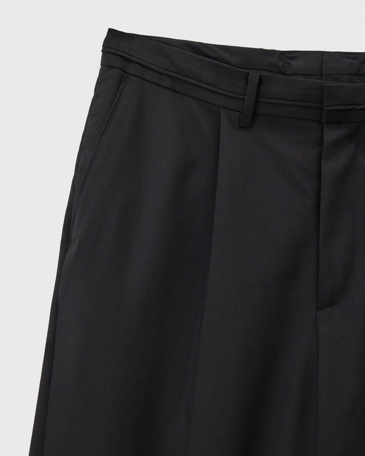 유스(YOUTH) Fine Wool Waist Line Pants - Black
