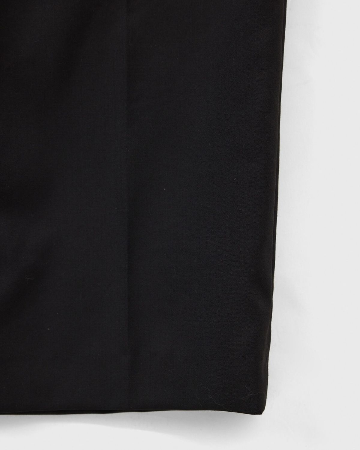 유스(YOUTH) Fine Wool Waist Line Pants - Black