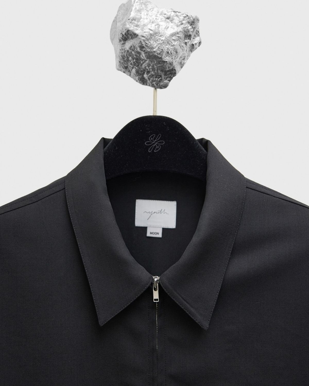 유스(YOUTH) Fine Wool Zipped Shirt - Black