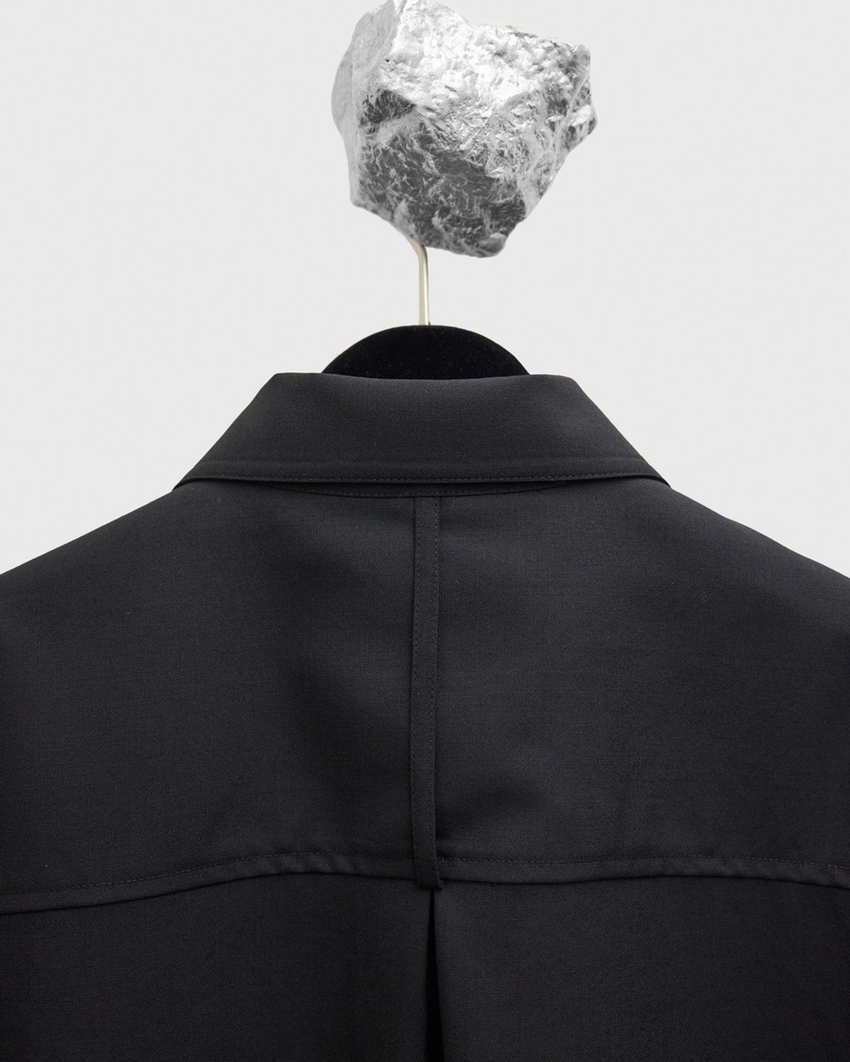 유스(YOUTH) Fine Wool Zipped Shirt - Black