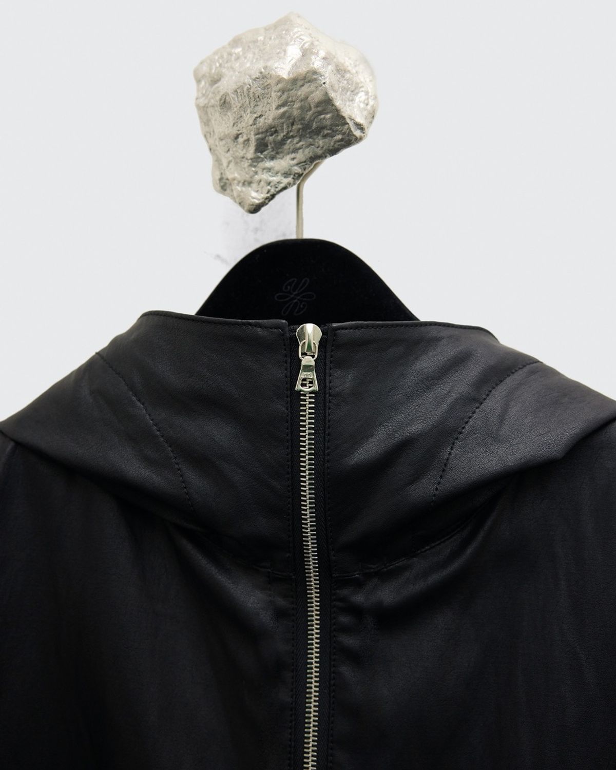유스(YOUTH) Faux Leather Windbreaker Jacket - Black