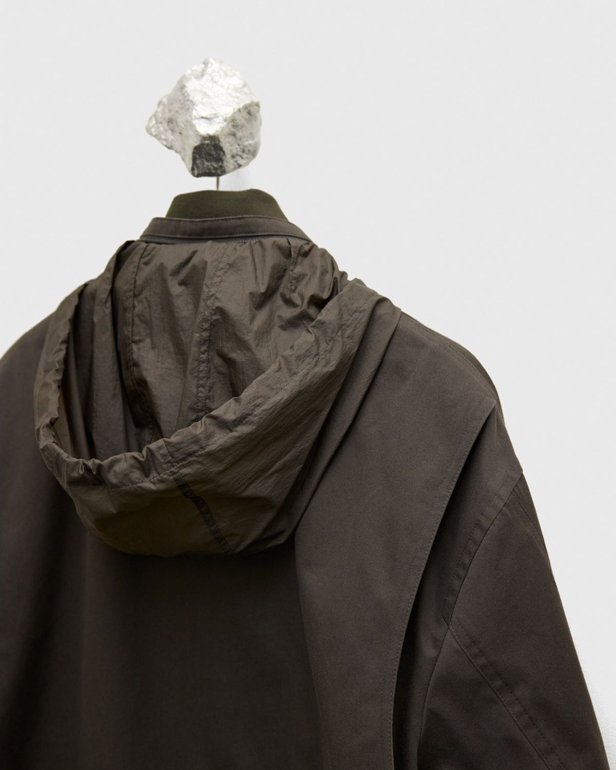 유스(YOUTH) Double Rip Utility Parka - Dark Brown