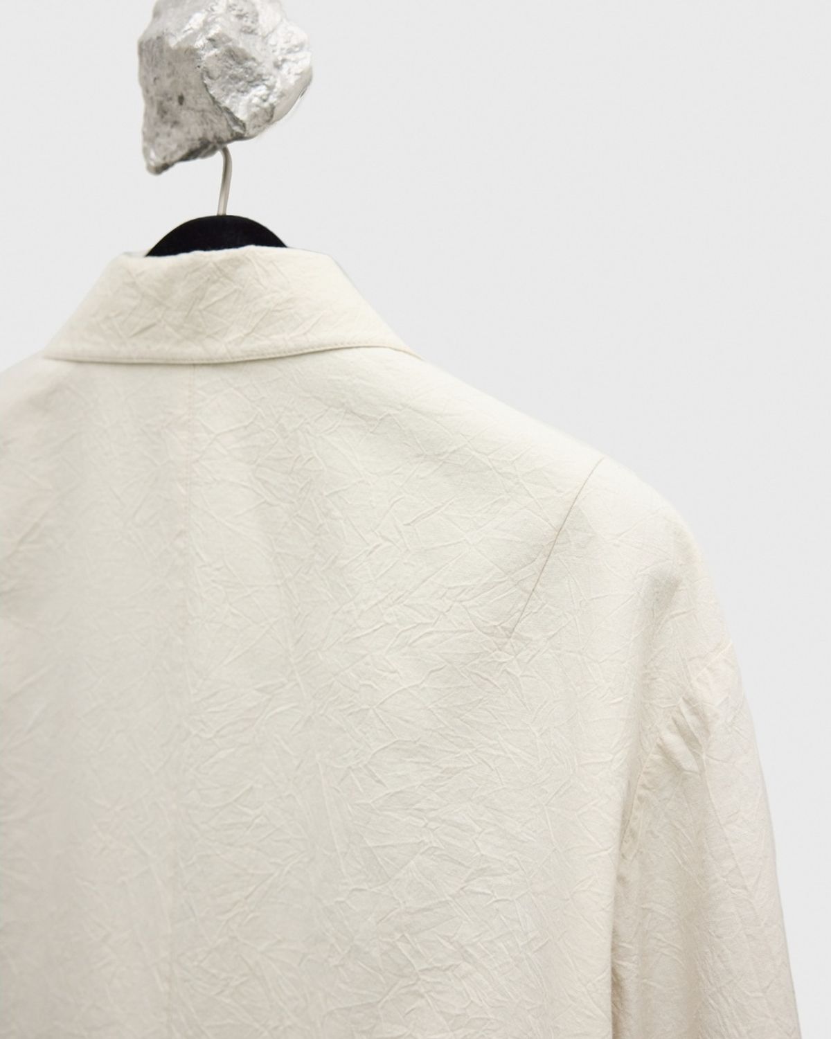 유스(YOUTH) Creased Midi Jacket - Ecru