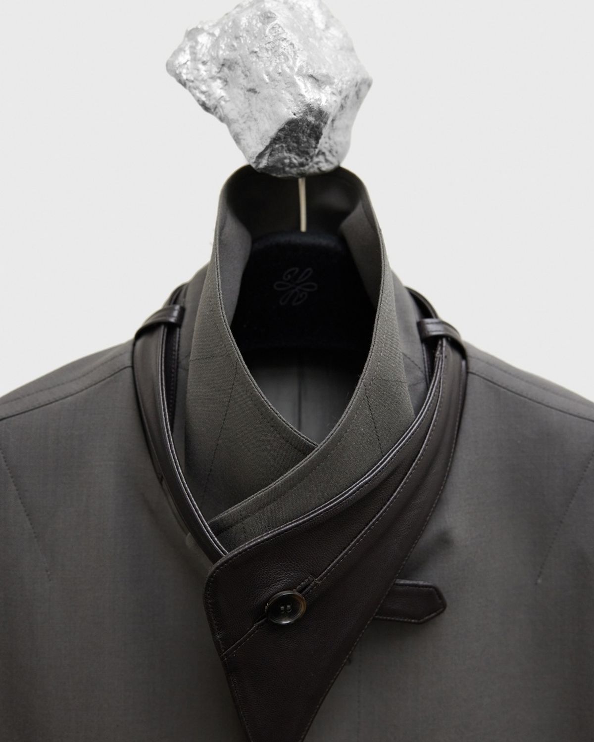 유스(YOUTH) Fine Wool Maxi Coat - Khaki Grey