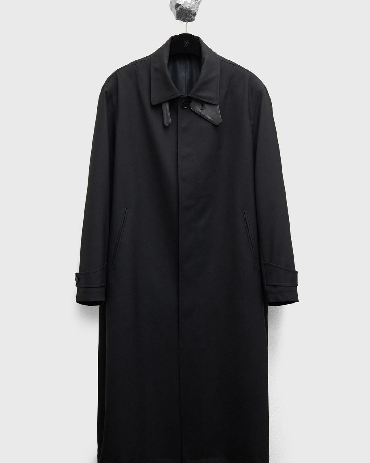유스(YOUTH) Fine Wool Maxi Coat - Black