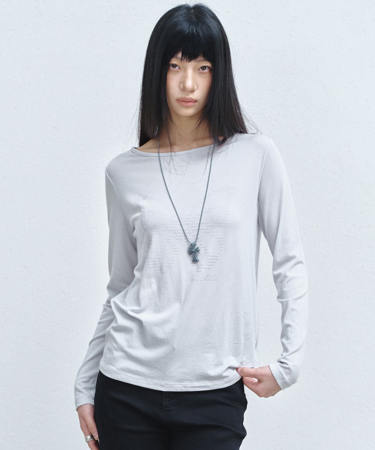 닉앤니콜(NICK&NICOLE) PIXEL BUTTERFLY GRAPHIC TOP_LIGHT GRAY