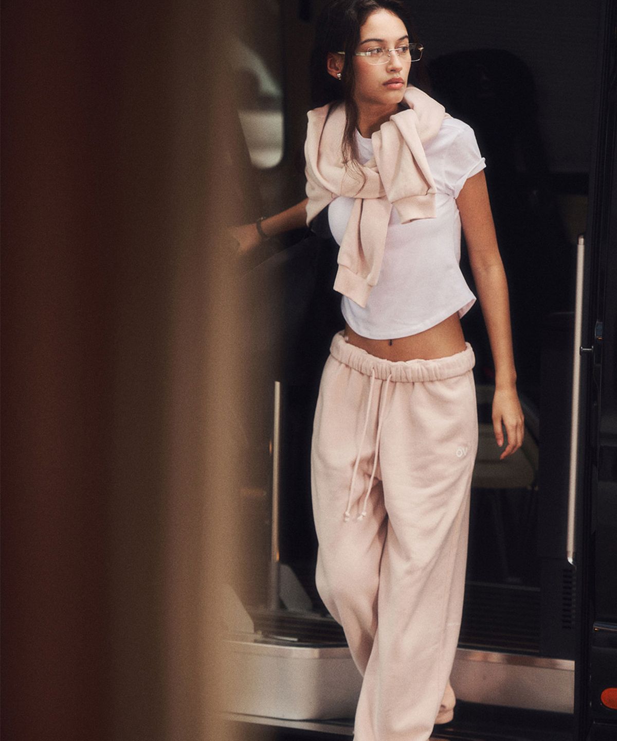 아웃도어 보이스(OUTDOOR VOICES) OV LOGO SWEATPANTS (LIGHT PINK)
