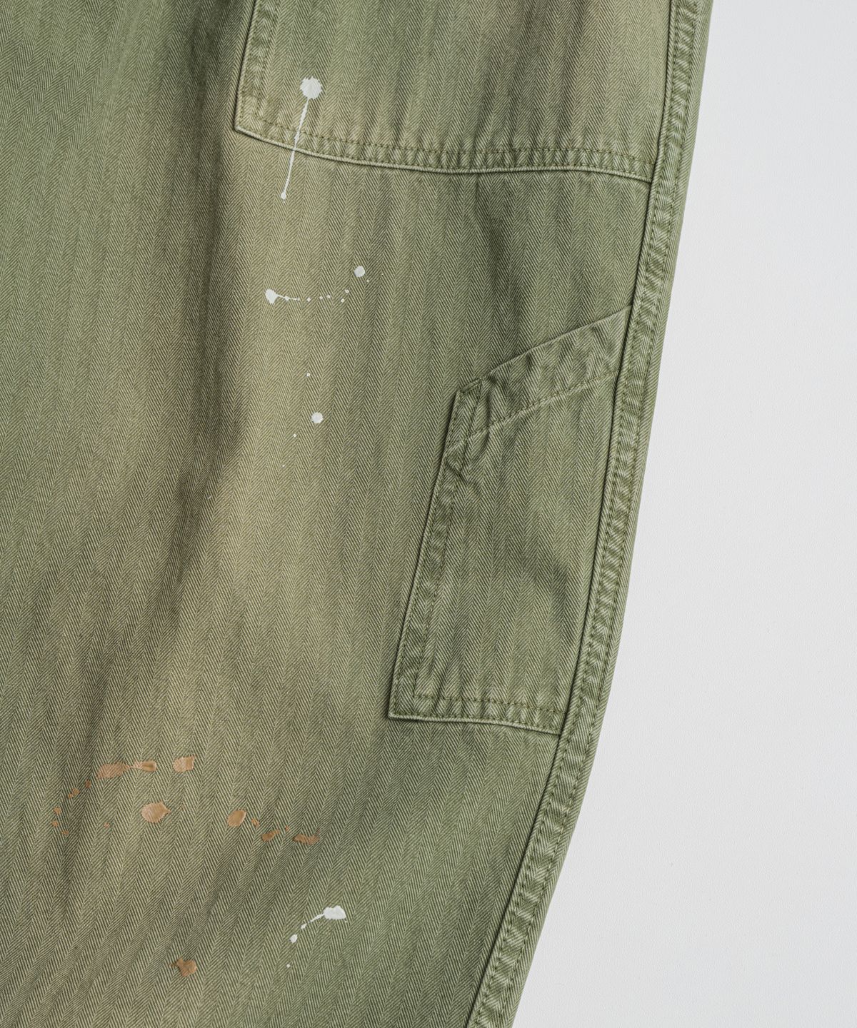 비헤비어(BEHEAVYER) USED HEMMED MIL PANTS olive drab