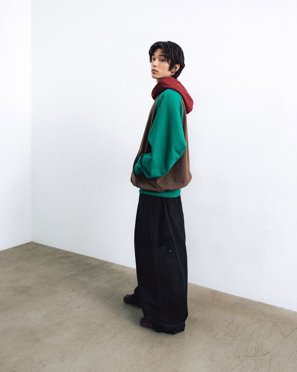 앵글런(ANGLAN) Color Block Hoodie - Brown