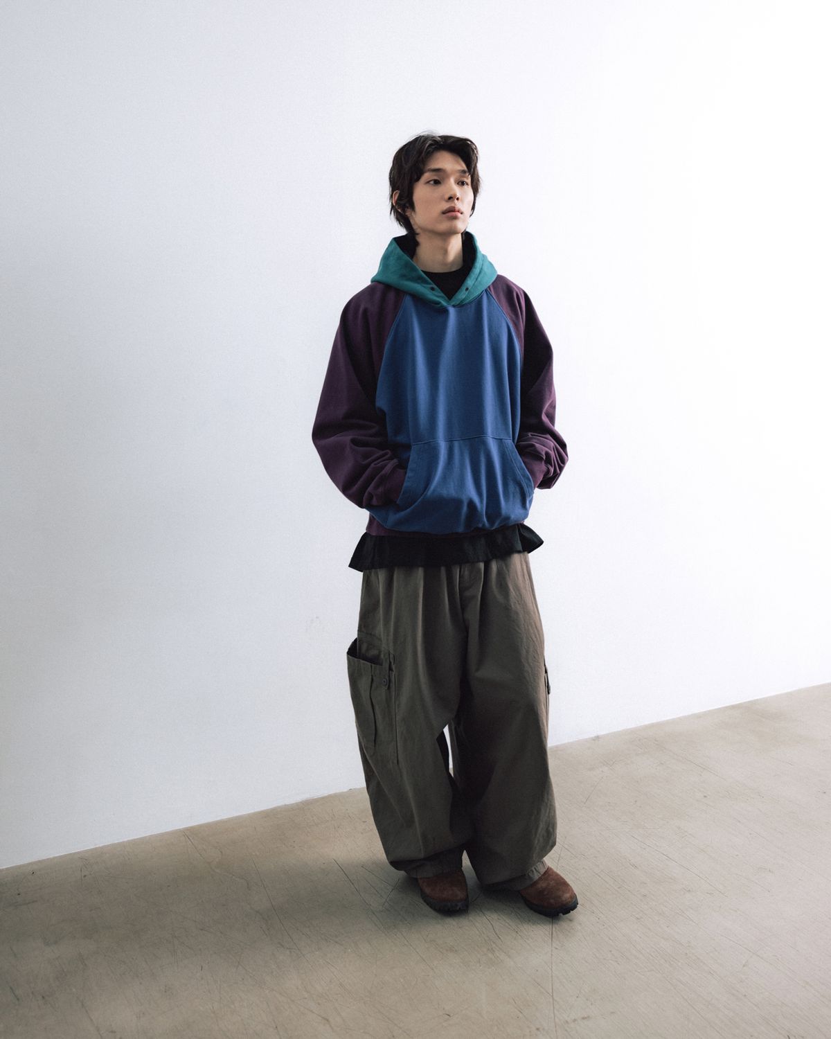 앵글런(ANGLAN) Color Block Hoodie - Blue