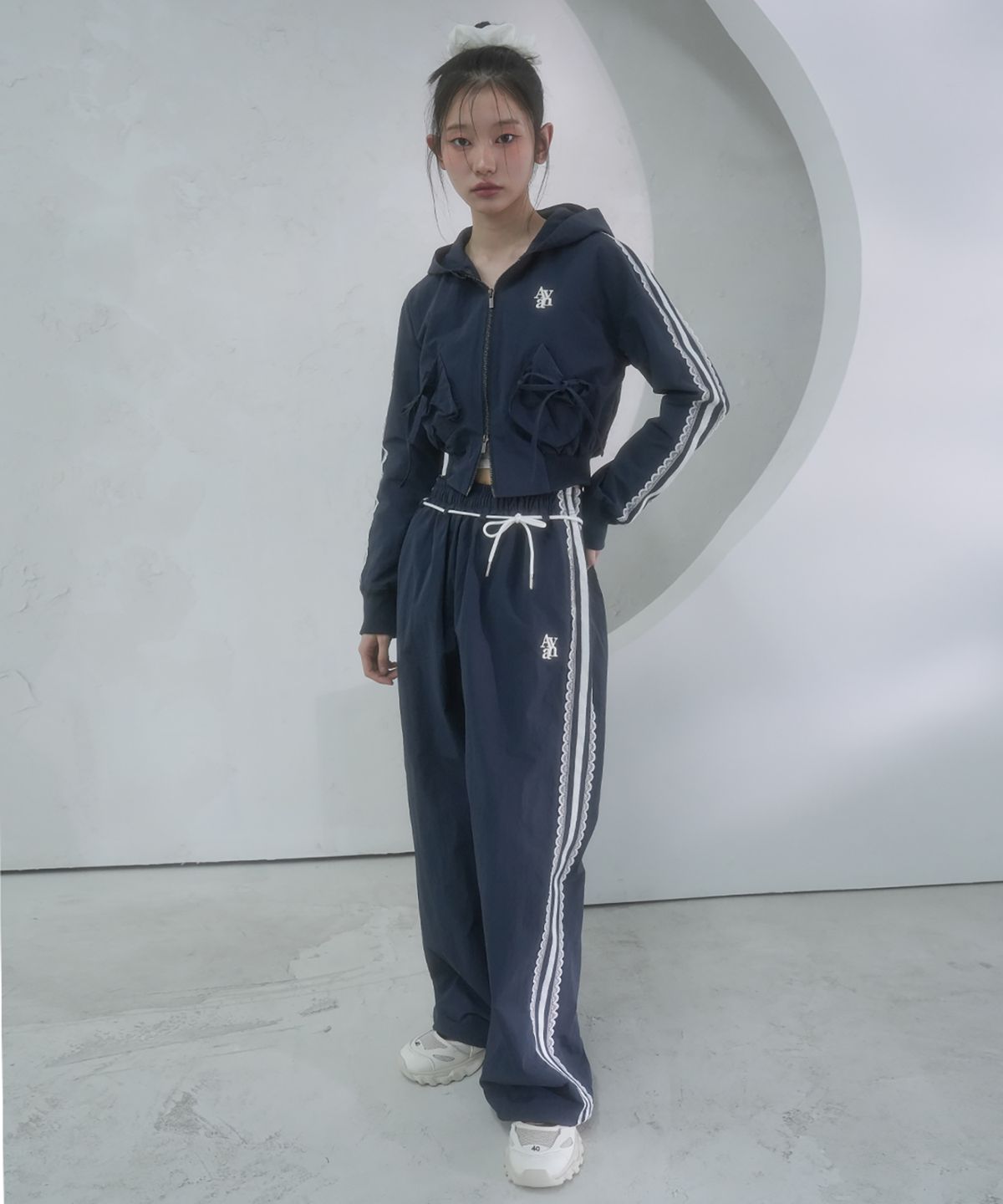어반드레스(AVANDRESS) [SET] Race Line Wind Jumper + Race Line Pants