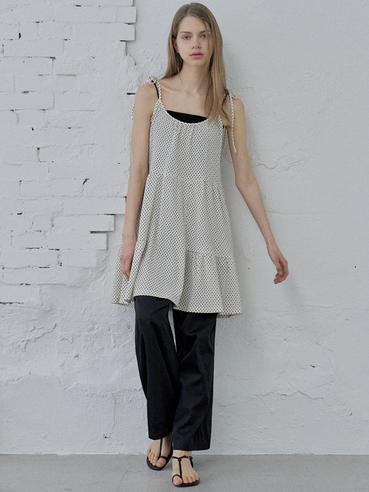 아방(AVANT-G) Dot Ribbon Shirring Mini Dress - IVORY