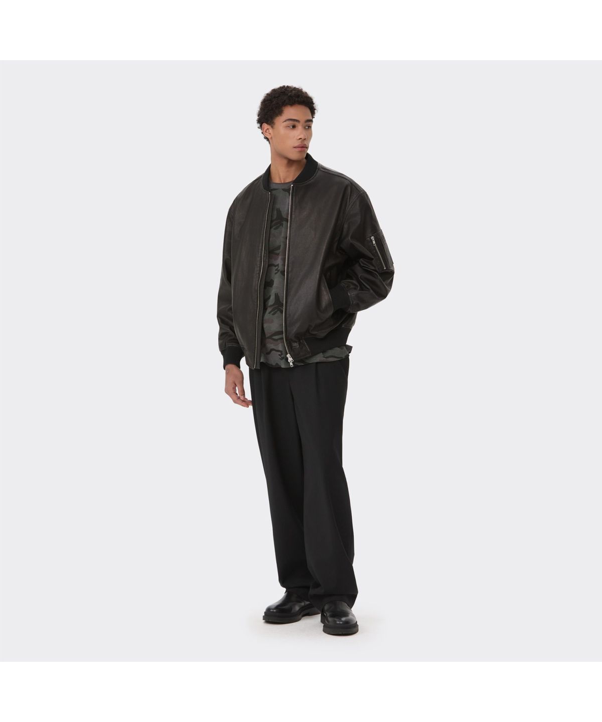 커스텀멜로우(CUSTOMELLOW) Black Leather Ma-1 CWUDS26114BKX