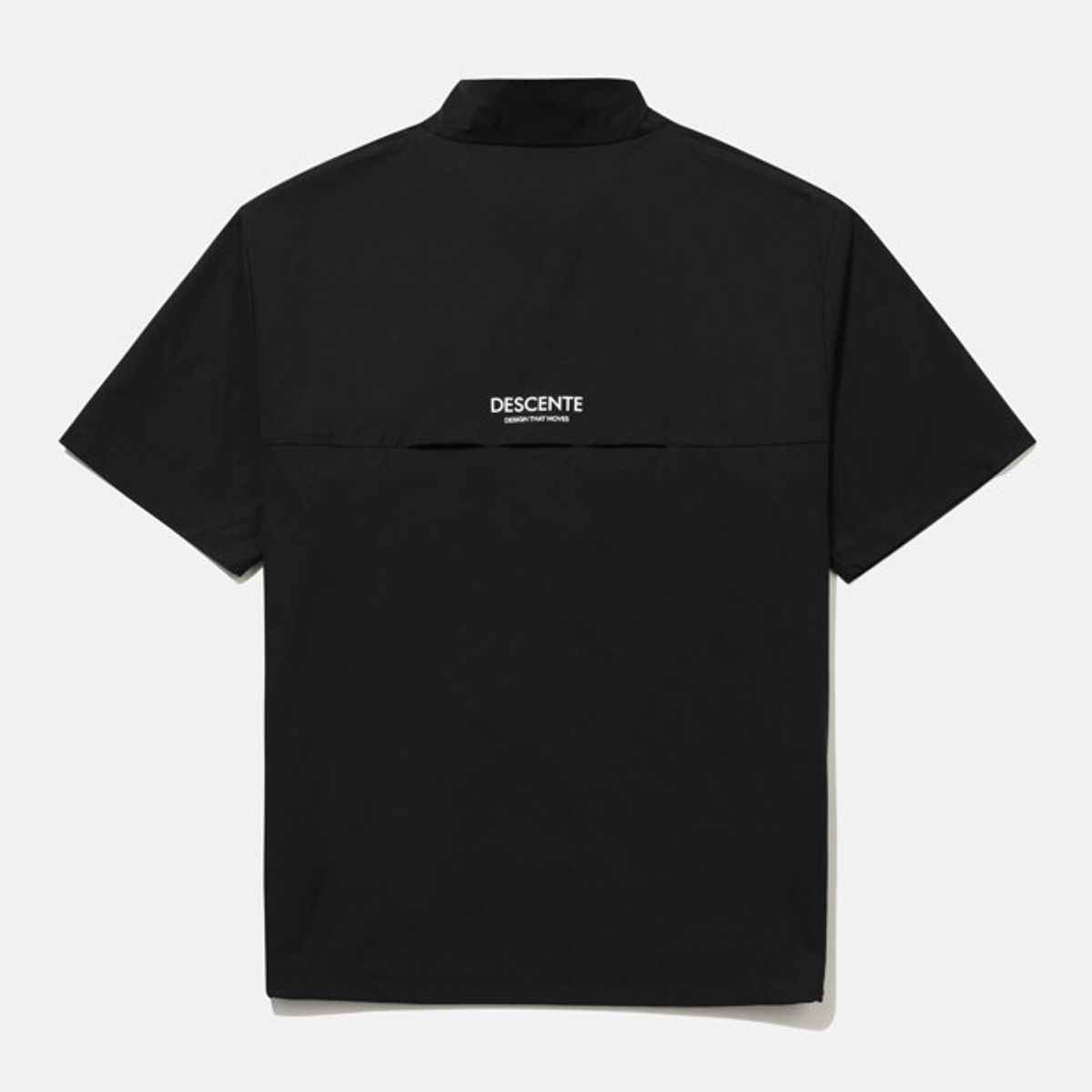 데상트(DESCENTE) 스트레치 우븐 반팔 아노락 블랙 SR223UAN44