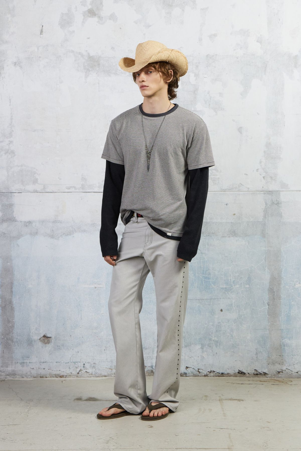 쿠메(KUMÉ) Men Essential Striped T-Shirt, Gray