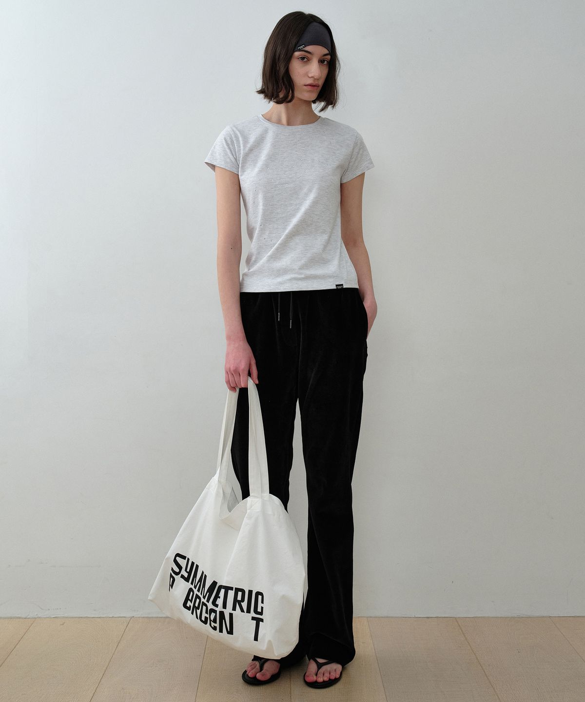시메트릭 퍼센트(SYMMETRICPERCENT) Color Logo Cotton Bag / White