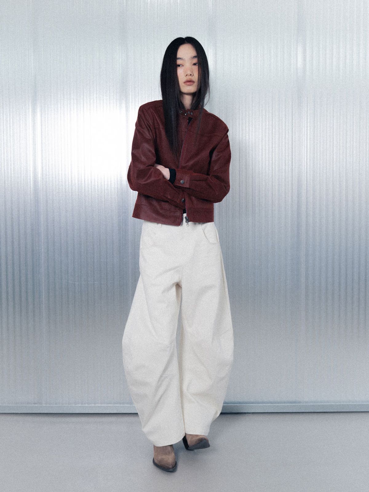 비수스(VISUS) Crack Leather Biker Jacket_Burgundy