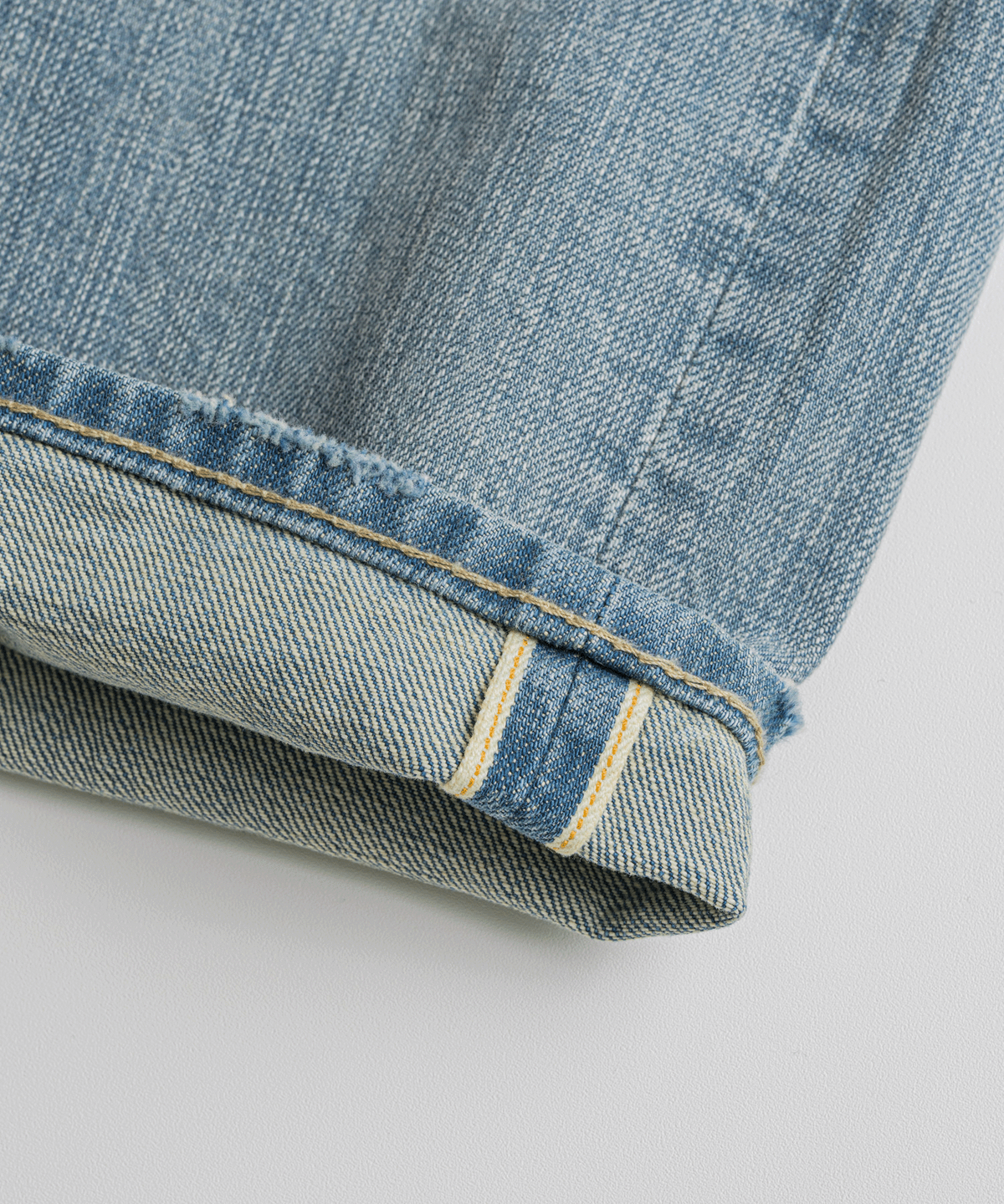 비헤비어(BEHEAVYER) 523L SELVEDGE DENIM PANTS bleached