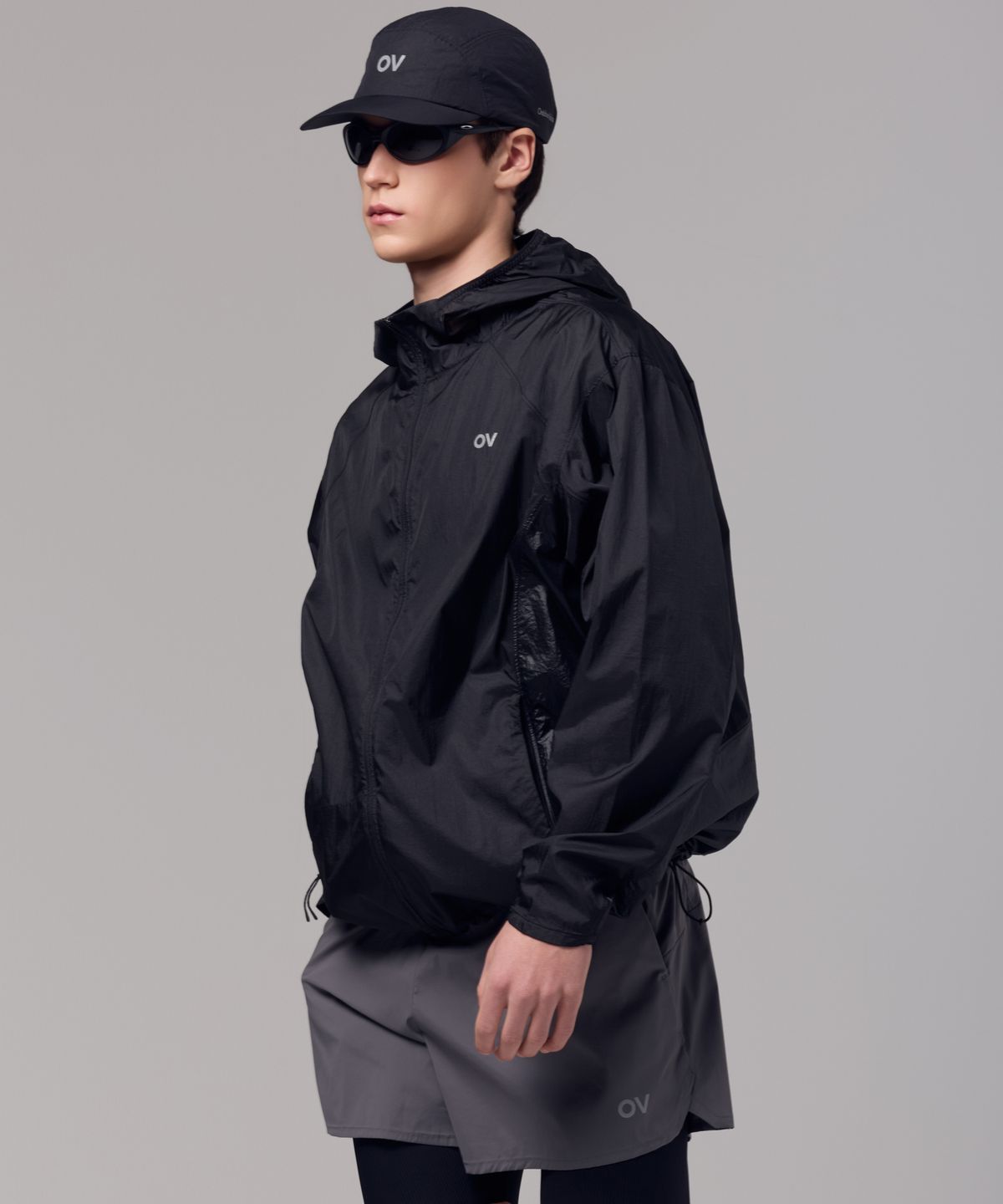 아웃도어 보이스(OUTDOOR VOICES) LIGHTWEIGHT PACKABLE WINDBREAKER (BLACK)