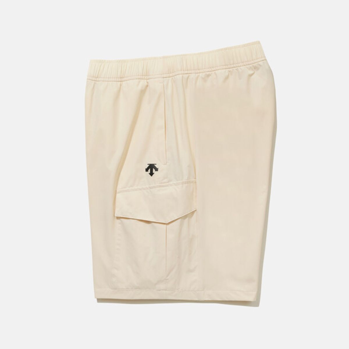 데상트(DESCENTE) 스트레치 7.5인치 우븐 카고 쇼츠 아이보리 SR221UHP44