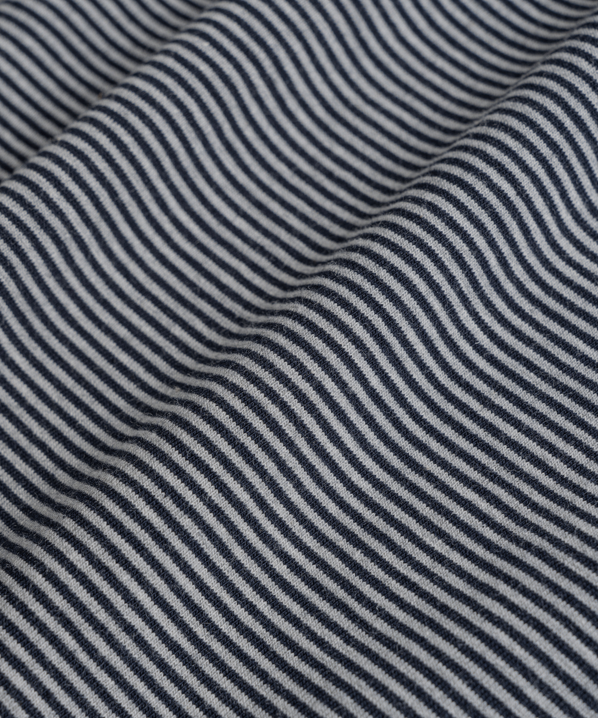 비헤비어(BEHEAVYER) CREWNECK STRIPE L/S SHIRTS grey/navy