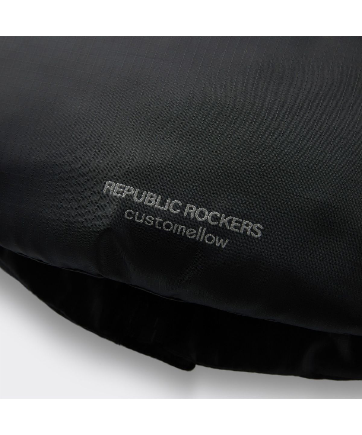 커스텀멜로우(CUSTOMELLOW) Black Down Neck Warmer CAAAX26002BKX