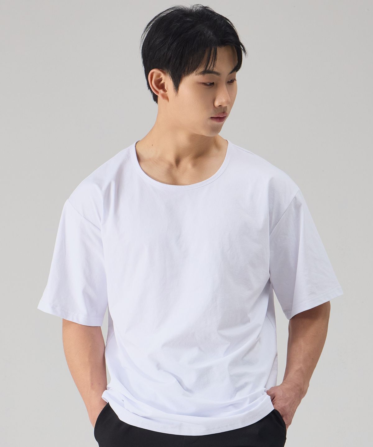 엔티비씨(NTBC) U넥 쿨 베이직 반팔 티셔츠_2COLOR