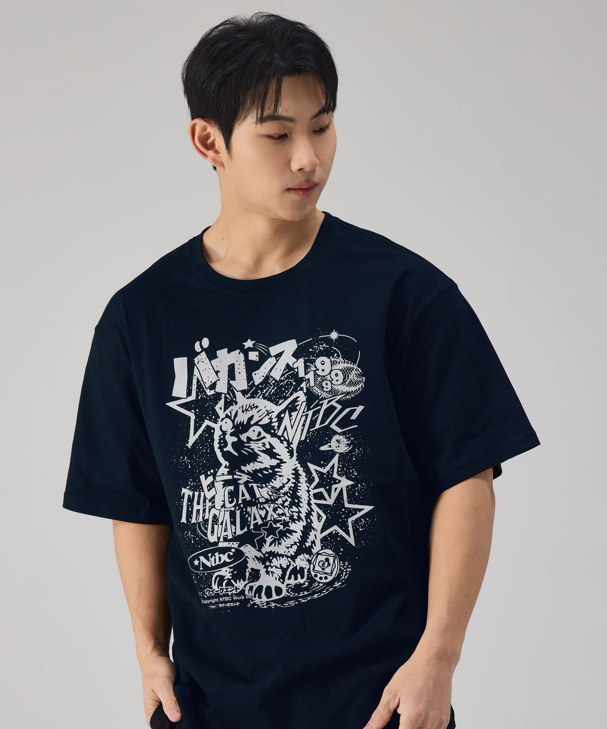 엔티비씨(NTBC) 갤럭시 캣 오버핏 반팔 티셔츠_2COLOR