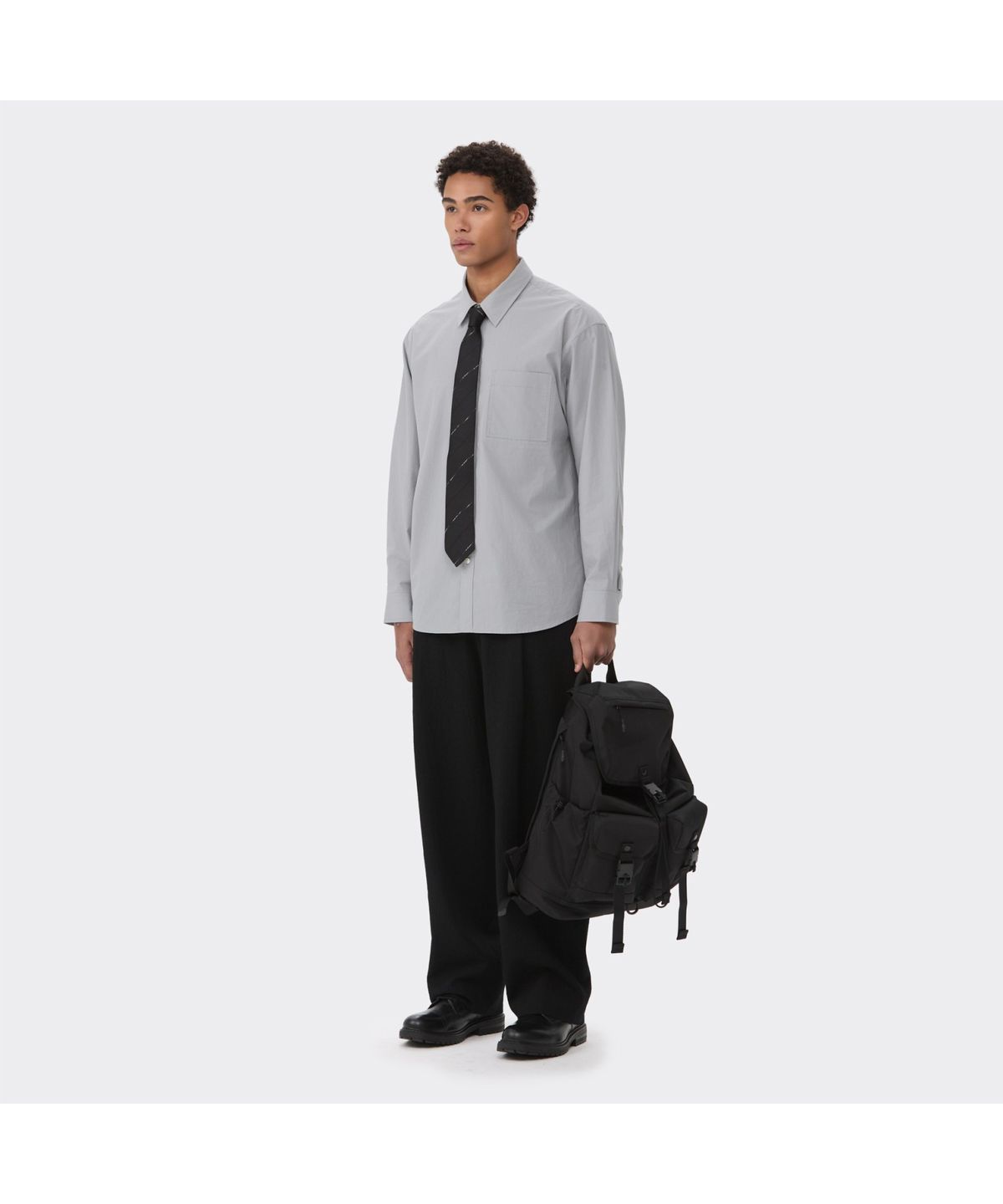 커스텀멜로우(CUSTOMELLOW) Black Stripe Tie CAAIX26103BKX