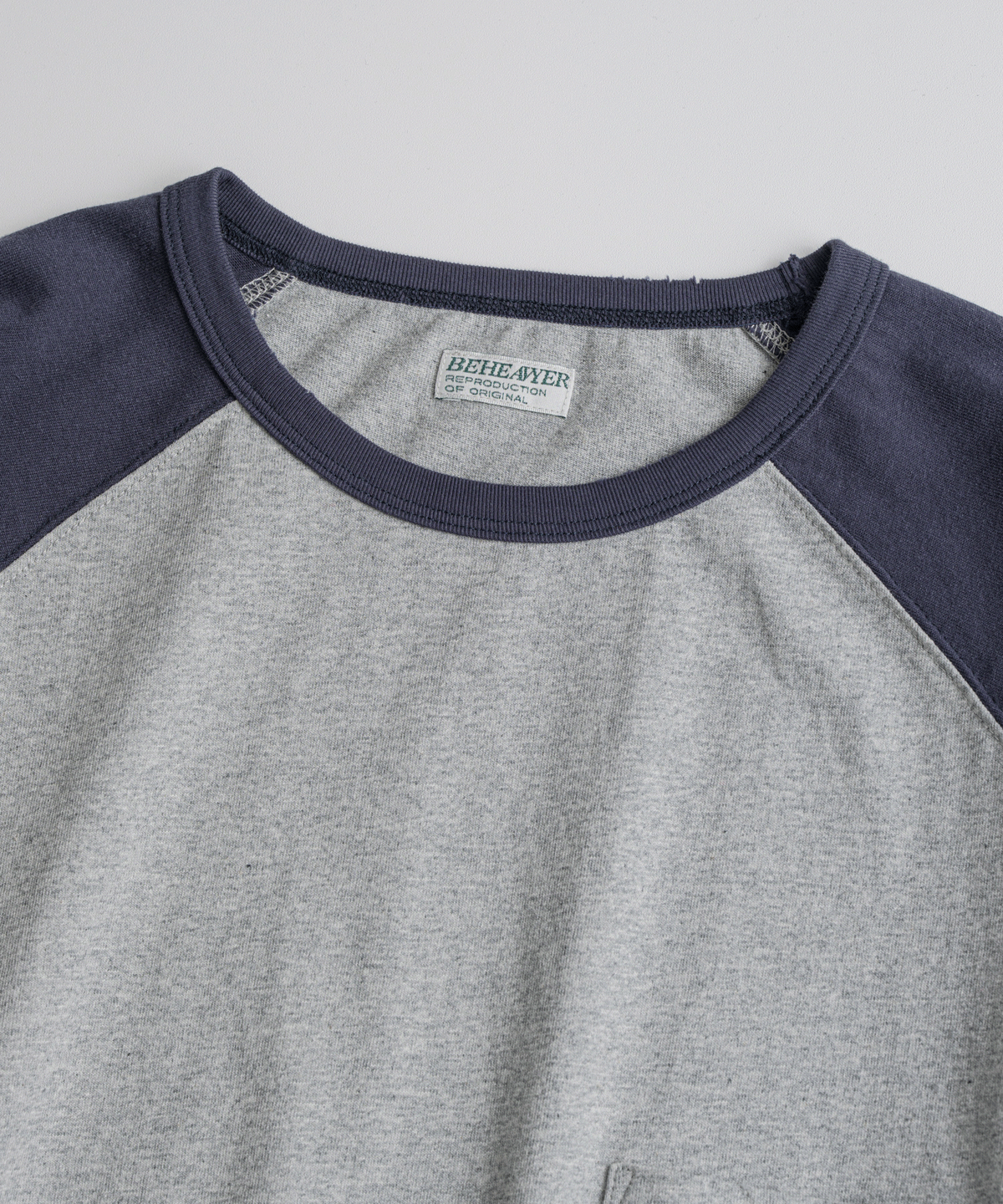 비헤비어(BEHEAVYER) DISTRESSED BASEBALL L/S SHIRTS heather/d.purple