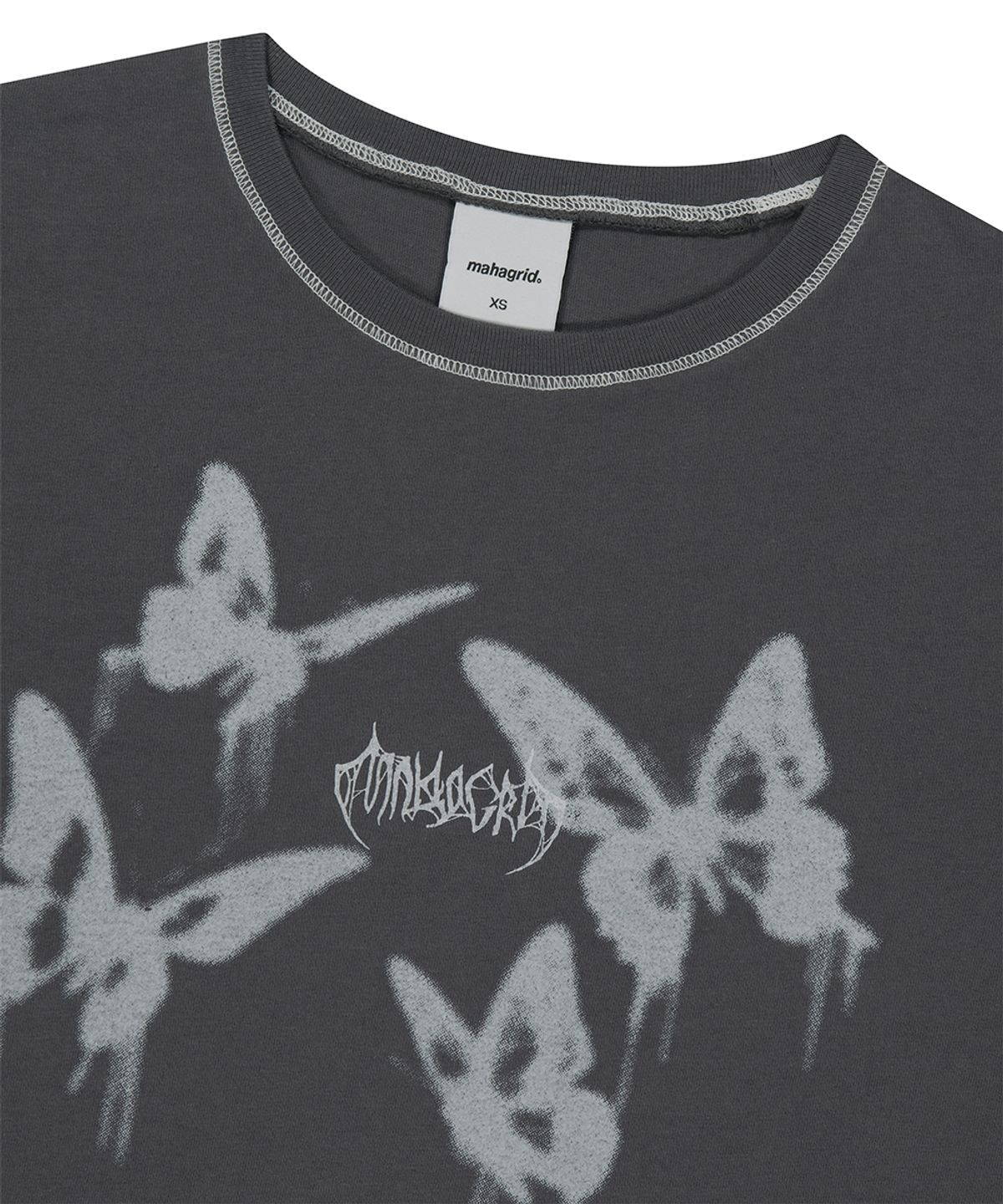 마하그리드(MAHAGRID) PIGMENT BUTTERFLY GOTH CROP TEE CHARCOAL(MG2GMFT533A)