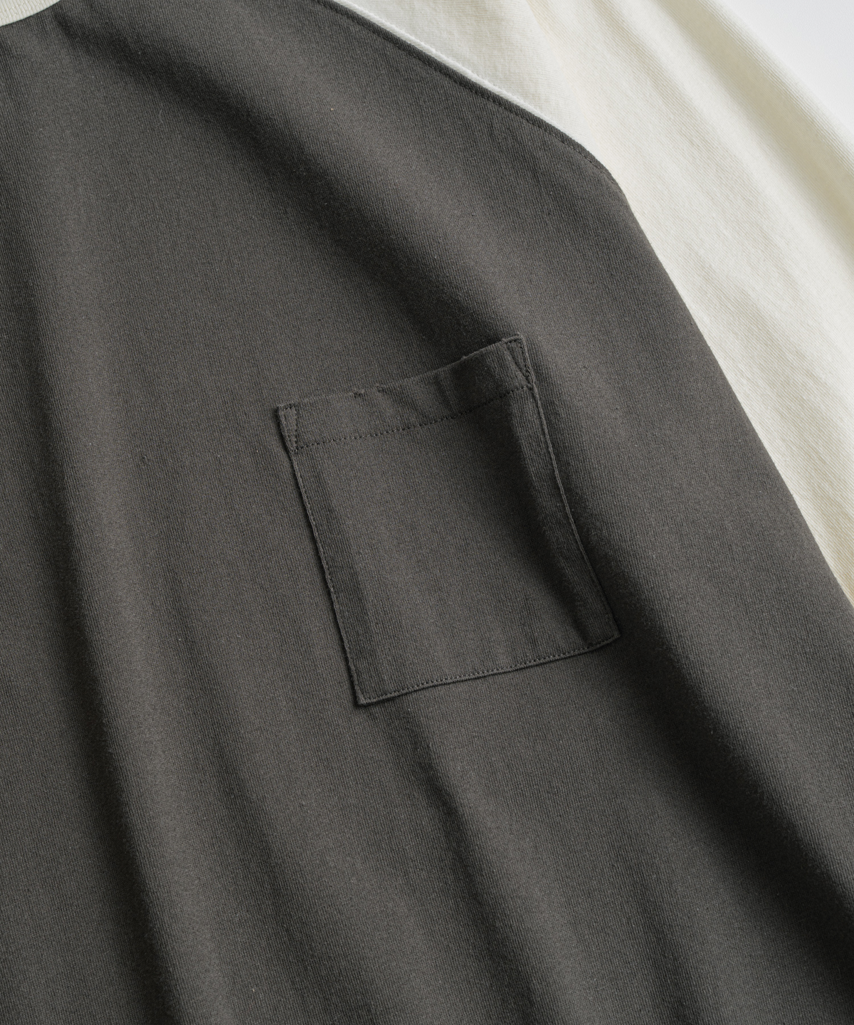 비헤비어(BEHEAVYER) DISTRESSED BASEBALL L/S SHIRTS d.brown/natural