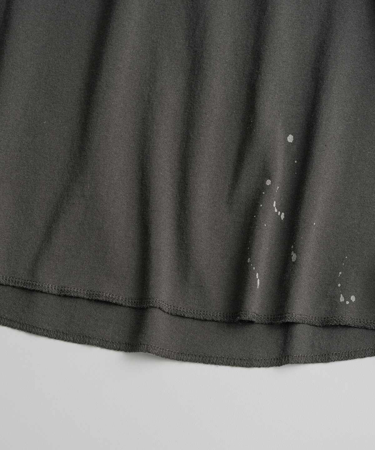 비헤비어(BEHEAVYER) DISTRESSED BASEBALL L/S SHIRTS d.brown/natural