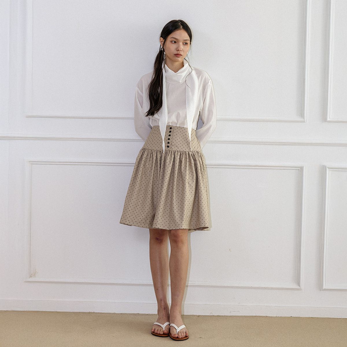 랭썬(LANGSON) LS_Lovely dot button skirt_BEIGE