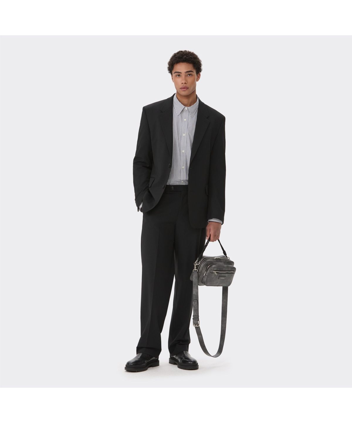 커스텀멜로우(CUSTOMELLOW) Black Relaxed Fit Wool Blended Setup Jacket CWJAS26221BKX