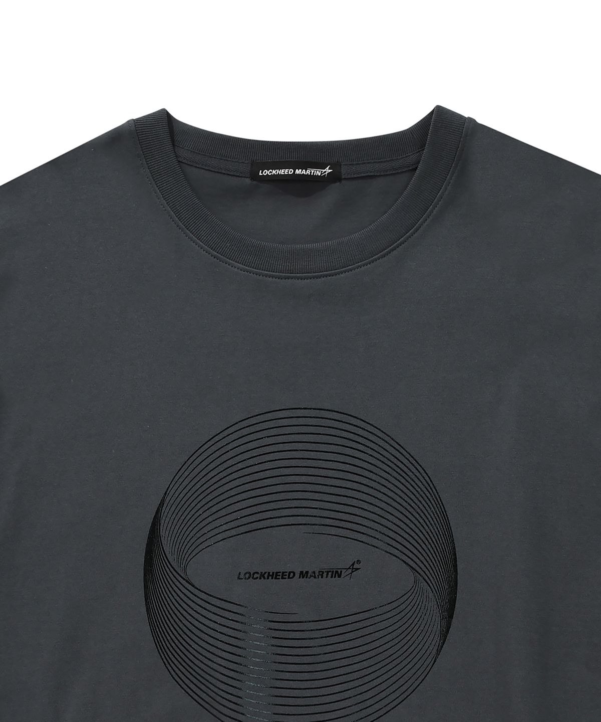 록히드마틴(LOCKHEED MARTIN) SPHERE GRAPHIC PRINTED TS (L41UTS081CHA)
