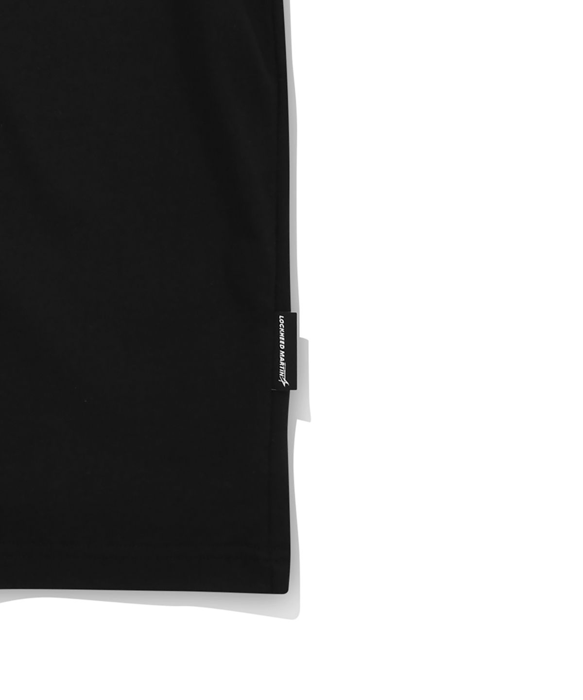 록히드마틴(LOCKHEED MARTIN) DOTS GRAPHIC PRINTED TS (L41UTS091BLK)