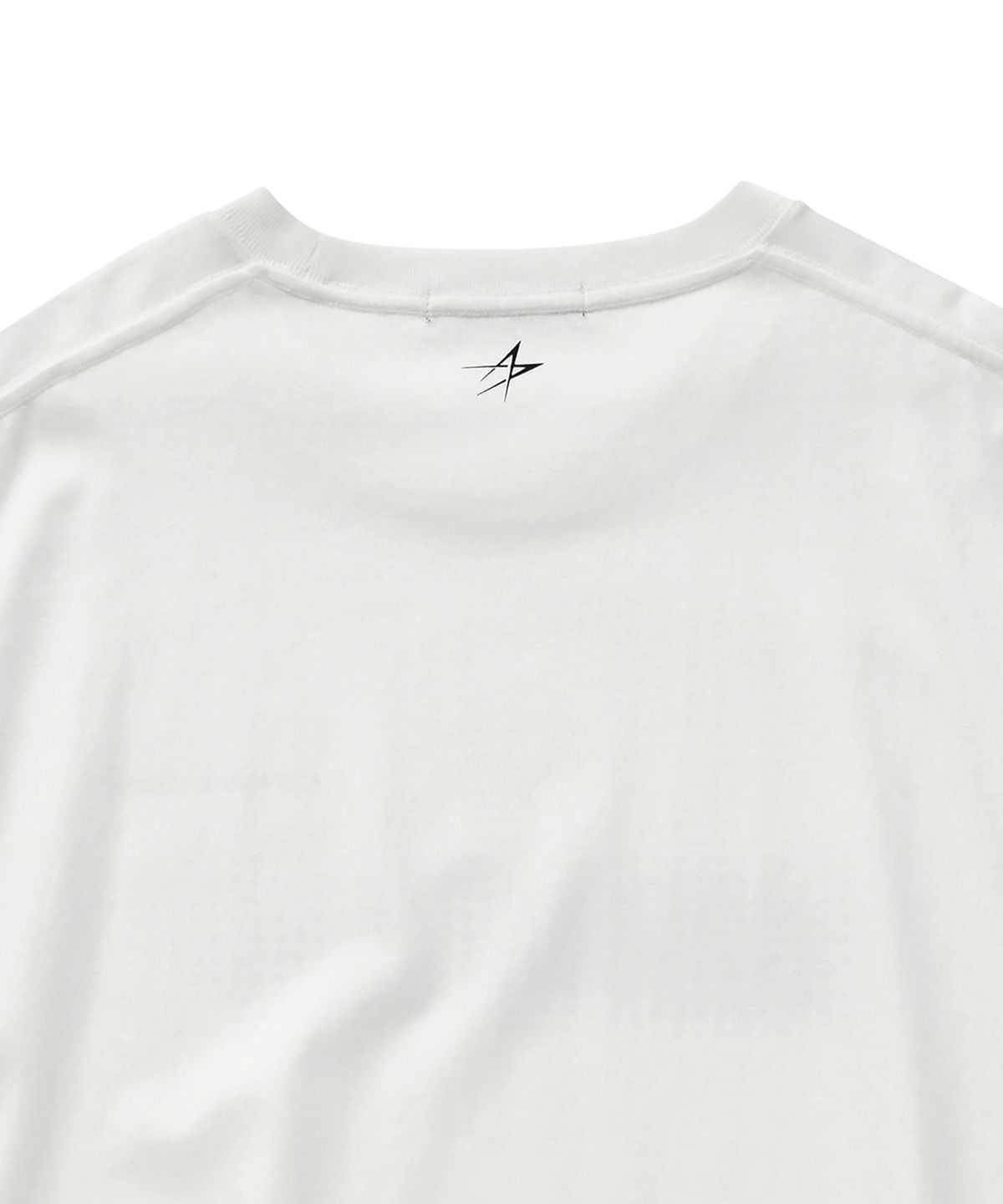록히드마틴(LOCKHEED MARTIN) DOTS GRAPHIC PRINTED TS (L41UTS091OWH)