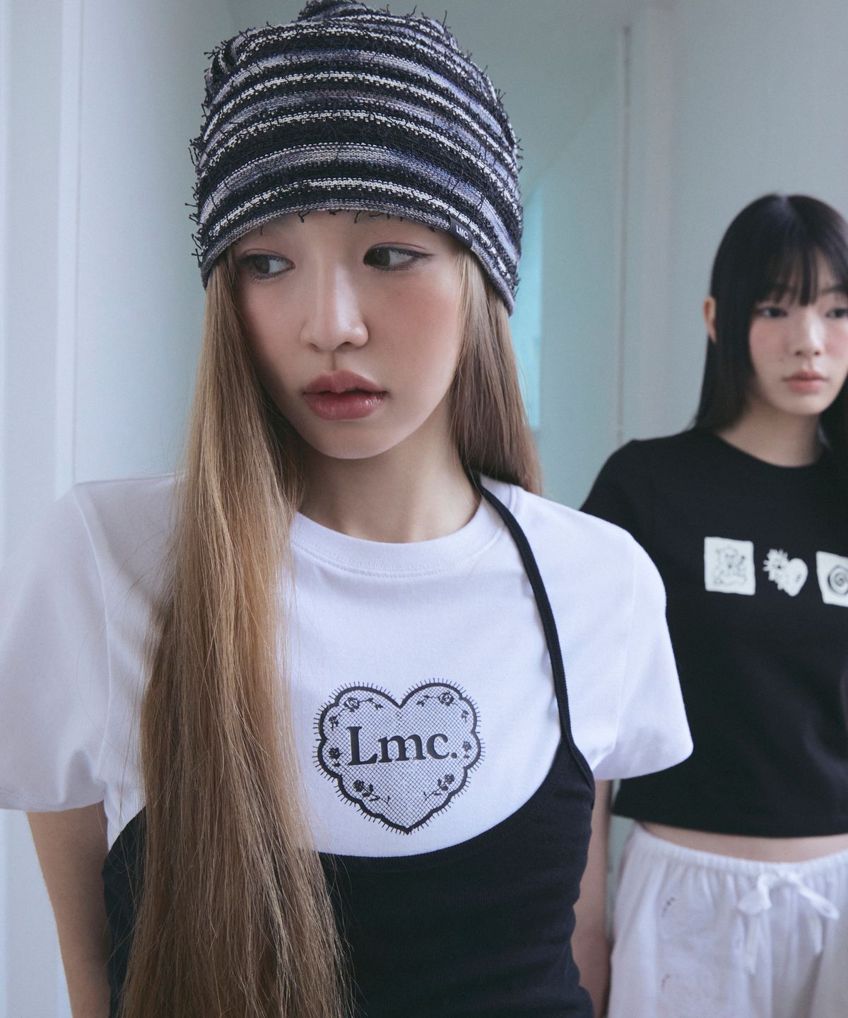엘엠씨(LMC) WM LACE HEART CROPPED TEE charcoal
