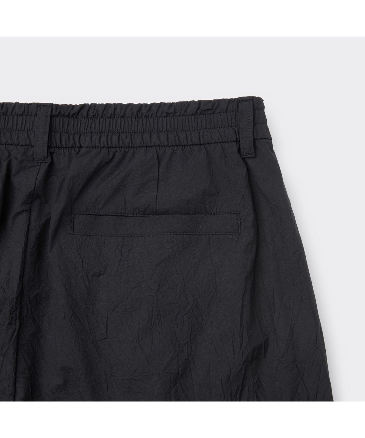 커스텀멜로우(CUSTOMELLOW) Black Loose Fit Tucked Creased Pants CWPAM26431BKX